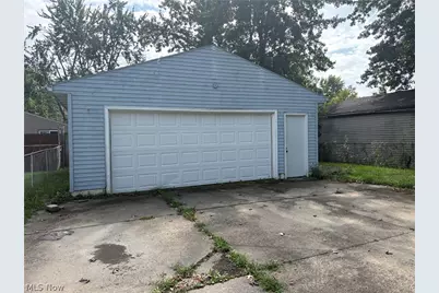 625 Delaware Avenue, Elyria, OH 44035 - Photo 15
