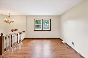 448 Fernwood Ave, Wadsworth, OH 44281 - Photo 9