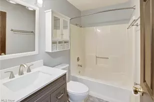 448 Fernwood Ave, Wadsworth, OH 44281 - Photo 25