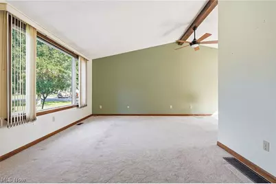 5489 Young Road, Stow, OH 44224 - Photo 9