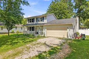 5893 Noel St, Louisville, OH 44641 - Photo 3