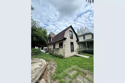509 Columbus Avenue, Martins Ferry, OH 43935 - Photo 1