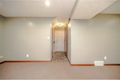4851 Woodridge Drive, Youngstown, OH 44515 - Photo 39