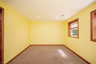 4851 Woodridge Dr, Youngstown, OH 44515 - Photo 43