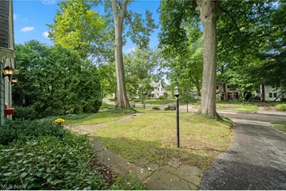 3319 Kenmore Road, Huber Heights, OH 44122 - Photo 45
