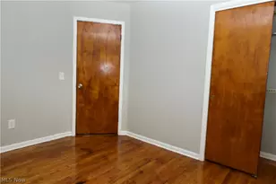 1426 W 39th St, Lorain, OH 44053 - Photo 25