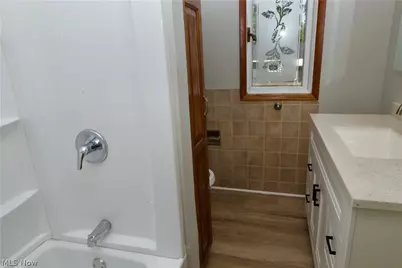 1426 W 39th Street, Lorain, OH 44053 - Photo 13