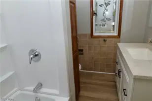 1426 W 39th St, Lorain, OH 44053 - Photo 13