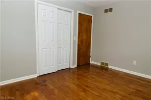 1426 W 39th St, Lorain, OH 44053 - Photo 23