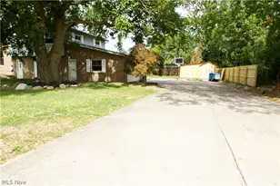 1426 W 39th St, Lorain, OH 44053 - Photo 3