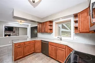 2180 N Revere Rd, Akron, OH 44333 - Photo 15