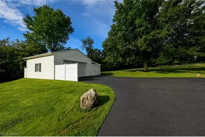 2180 N Revere Road, Akron, OH 44333 - Photo 45