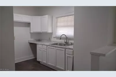 69 W Dalton Street, Akron, OH 44310 - Photo 5