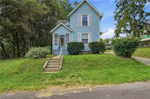 1512 Bonnot Pl NE, Canton, OH 44705 - Photo 1