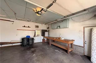 617 Park Ave, Barnesville, OH 43713 - Photo 33