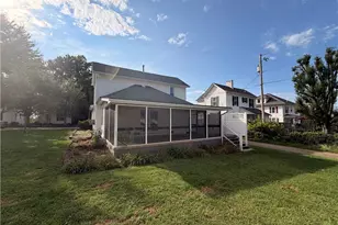 617 Park Ave, Barnesville, OH 43713 - Photo 5