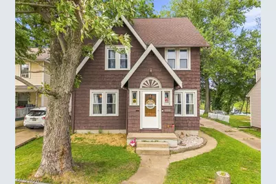 2409 Lake Road Boulevard NW, Canton, OH 44705 - Photo 1