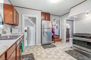 2409 Lake Rd Blvd NW, Canton, OH 44705 - Photo 9