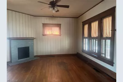 206 E Spring Street, Marietta, OH 45750 - Photo 5