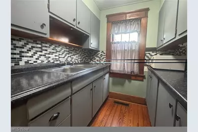 206 E Spring Street, Marietta, OH 45750 - Photo 13