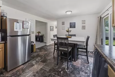 6084 Peach Street, Louisville, OH 44641 - Photo 31