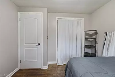6084 Peach Street, Louisville, OH 44641 - Photo 39
