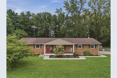 6084 Peach Street, Louisville, OH 44641 - Photo 1
