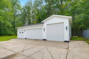 8919 Olde 8 Rd, Northfield, OH 44067 - Photo 17