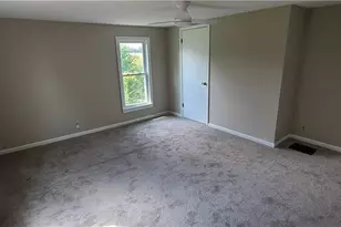 32 Market St, Mt Pleasant, OH 43939 - Photo 21