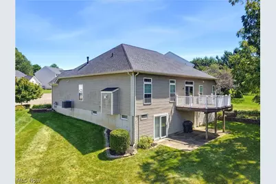 7607 Hawksfield Avenue NW, Canal Fulton, OH 44614 - Photo 5