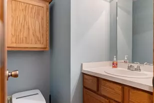2124 Mt Pleasant St NE, Canton, OH 44721 - Photo 9