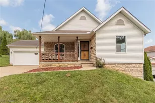 711 Bisson Ave, Akron, OH 44307 - Photo 1