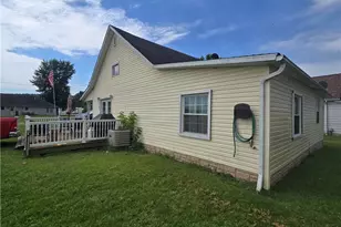 1403 Baird Ave, Cambridge, OH 43725 - Photo 3