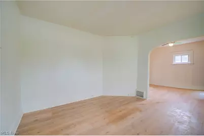 3241 E 116th Street, Loveland, OH 44120 - Photo 5