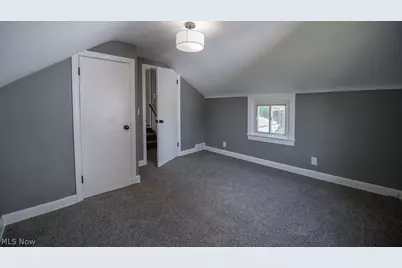 2415 Snyder Avenue NE, Canton, OH 44714 - Photo 33