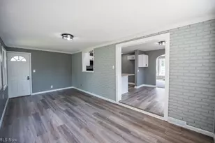2415 Snyder Ave NE, Canton, OH 44714 - Photo 21