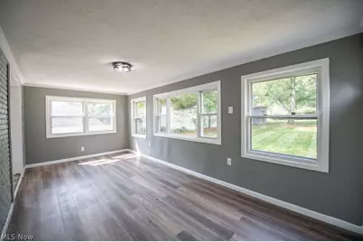 2415 Snyder Avenue NE, Canton, OH 44714 - Photo 19