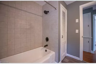 2415 Snyder Avenue NE, Canton, OH 44714 - Photo 27