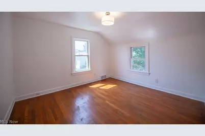 2415 Snyder Avenue NE, Canton, OH 44714 - Photo 31