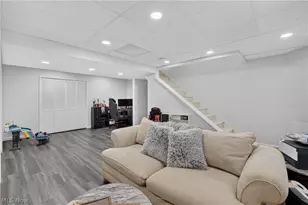 2614 Bishop Oval, Barberton, OH 44203 - Photo 21