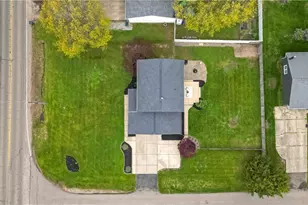 2783 State St NW, Uniontown, OH 44685 - Photo 37