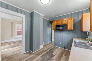 2217 Broadway, Lorain, OH 44052 - Photo 13