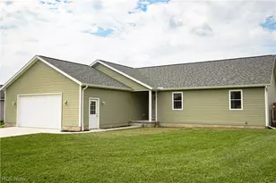 10916 Madlyn St NE, Bolivar, OH 44612 - Photo 41