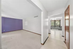5818 Iva Dr, Akron, OH 44319 - Photo 5