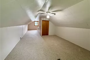 9934 Georgetown St, Louisville, OH 44641 - Photo 25
