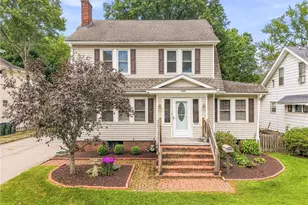 1932 7th St, Cuyahoga Falls, OH 44221 - Photo 1