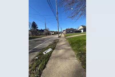 3741 E 71st Street, Loveland, OH 44105 - Photo 1