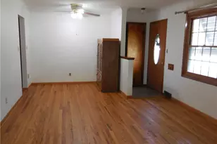 1554 Empire Rd, Wickliffe, OH 44092 - Photo 3