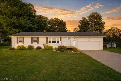 7851 N Boyden Road, Sagamore Hills, OH 44067 - Photo 1