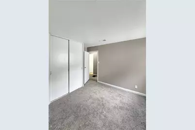 919 Kickapoo Avenue, Akron, OH 44305 - Photo 9